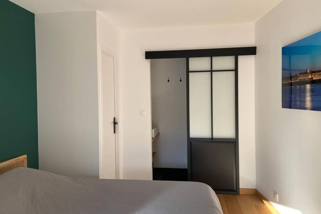Le Clos Du Mesnil, Logement Totalement Independant Le Tourne ภายนอก รูปภาพ